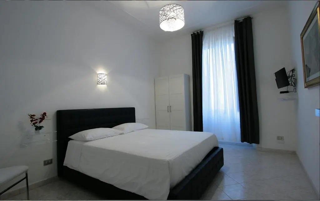 Apartop Guest House Rome Италия